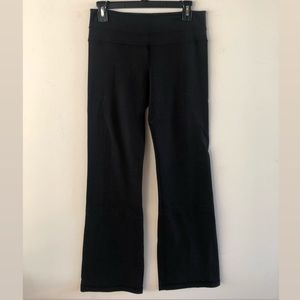 Size 6 Lululemon Yoga Pants